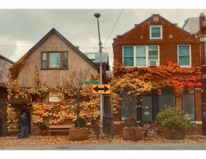  Ray's Bucktown Bed and Breakfast  Чикаго
